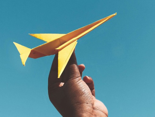 ENTRE DOBRAS E PAPÉIS, OFICINA DE ORIGAMI: BRINCAR COM PAPEL - BRINQUEDOS EM ORIGAMI, com Odete Azevedo