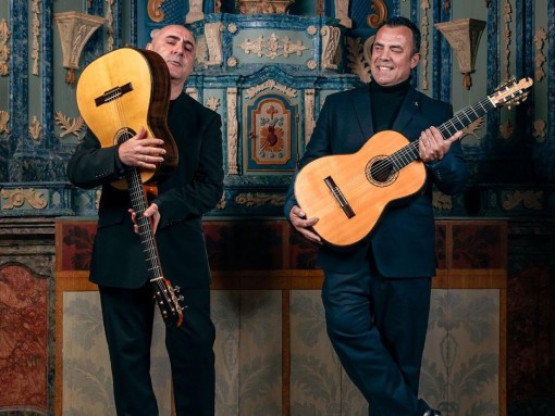 SONS AO CREPÚSCULO – DUO DE GUITARRAS FORTÍSSIMO