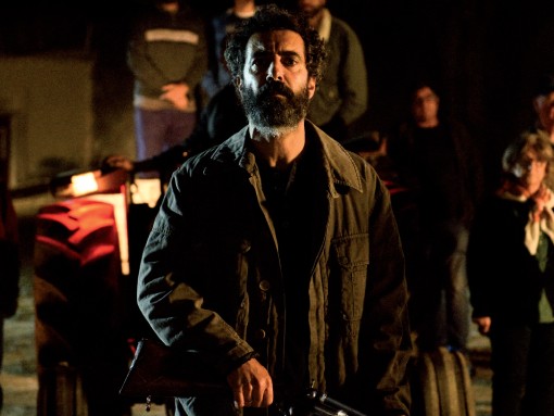 CICLO FRAGMENTOS DE ABRIL: CINEMA PARA PENSAR A REVOLUÇÃO | PORTUGUESES, de Vicente Alves do Ó