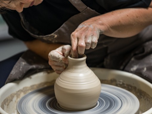 WORKSHOPS NO ESPAÇO JOVEM – MODELAÇÃO CERÂMICA