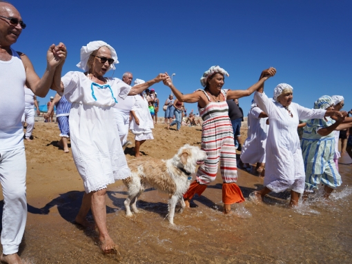 Mergulhe na tradição: Festa do Banho 29 em Lagos e na Praia da Luz