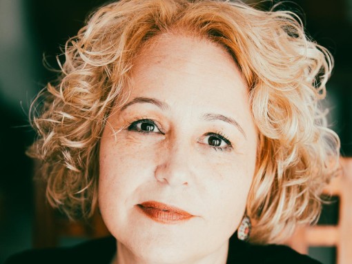 HORA DO CONTO, por Carla Moreira