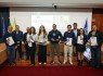 Os alunos premiados acompanhados dos representantes da Associação de Municípios Terras do Infante.